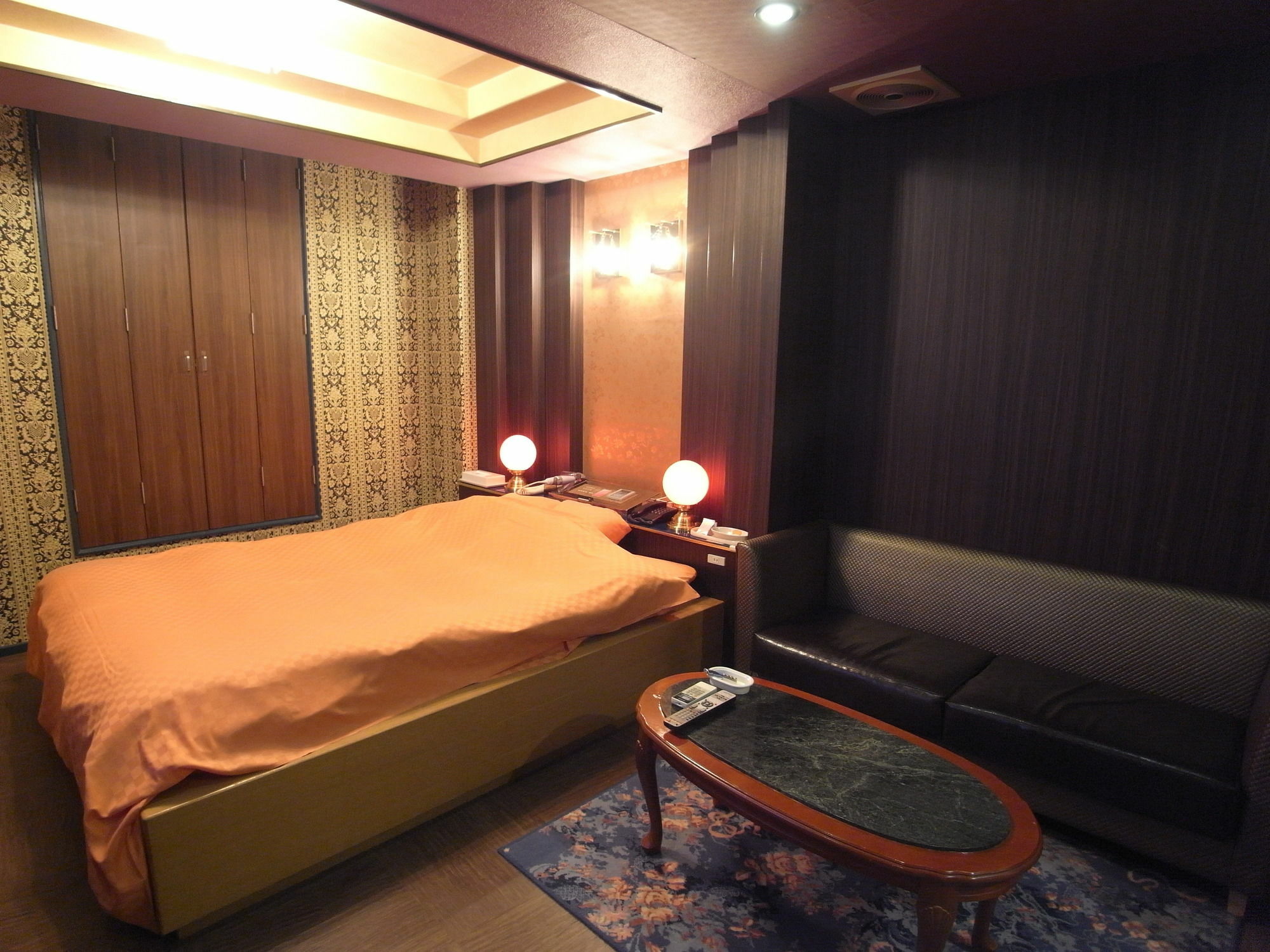 Hotel Tierra (Adults Only) Himeji Exteriör bild